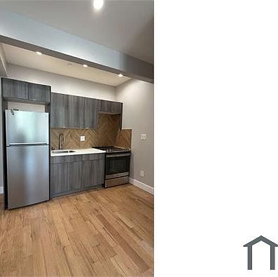 3rd image of 115 W 190th St #3M