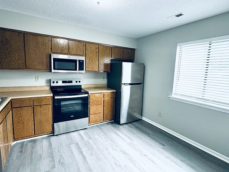 322 Junction Rd #1-29B — Photo 2