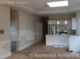 25 Madison Ave #2C, Cambridge, MA 02140