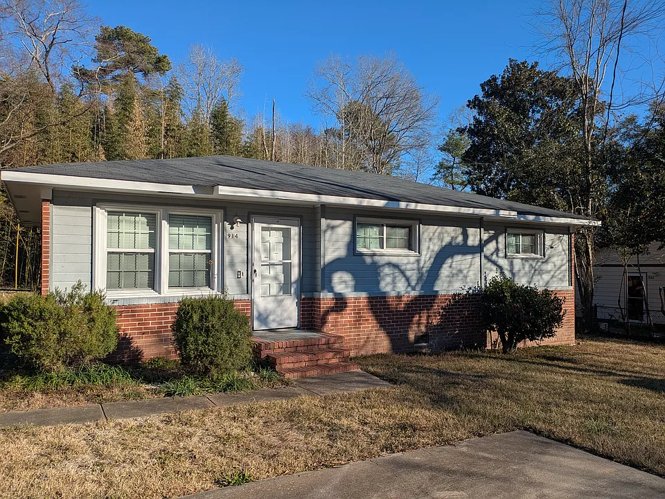 914 Lake Rushin Dr