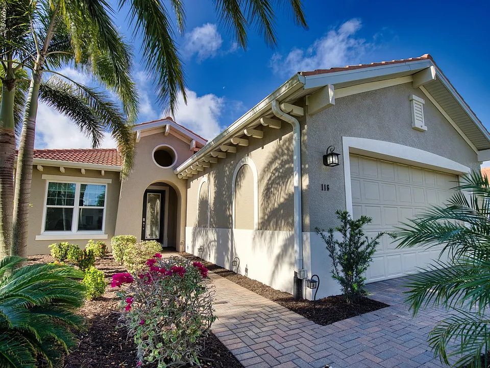116 Pesaro Dr