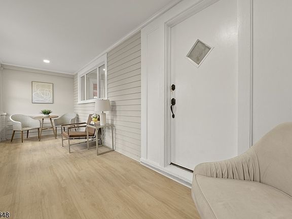 4th image of 138-140 Monmouth Road