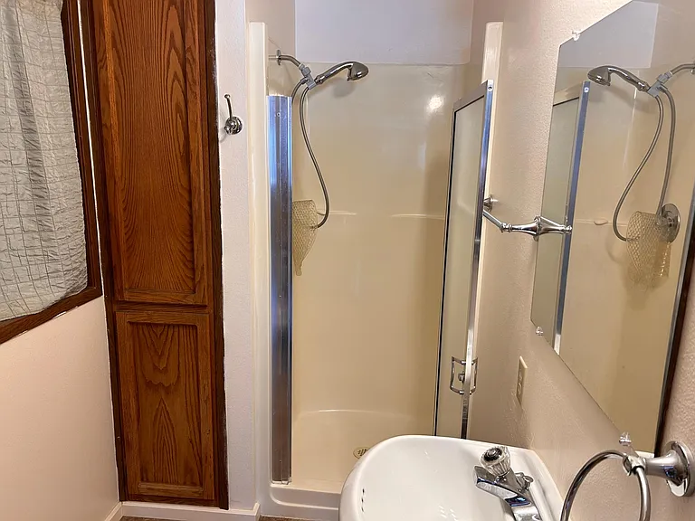 203 W Bonge Ave #5 — Photo 8