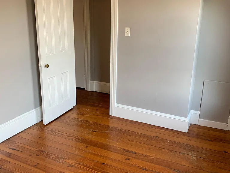 125 E Washington St #3 — Photo 15