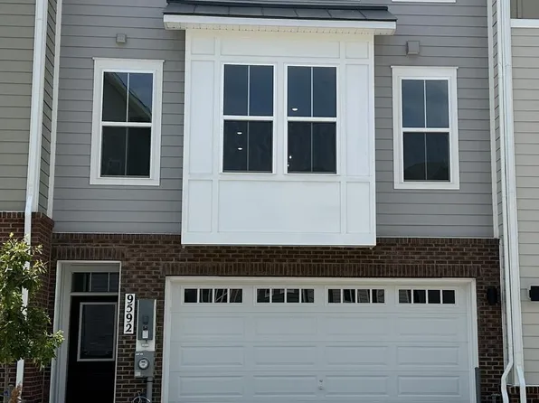 9592 Killenney Pl, Waldorf, MD 20601