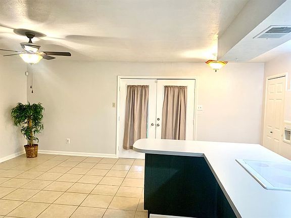 5th image of 6710 Pickett Dr