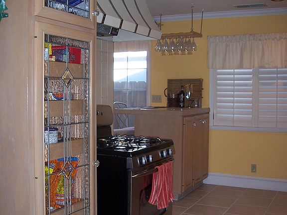 KITCHEN PANTRY W/LEADED GLASS DOOR