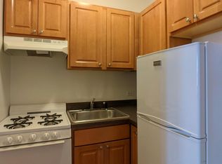 1744 N Humboldt Blvd #410, Chicago, IL 60647