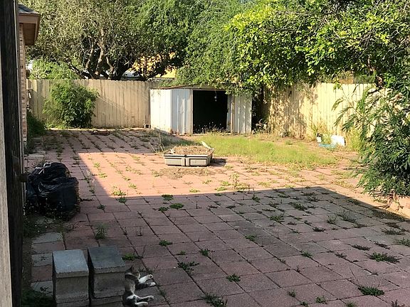 3rd image of 709 Lancelot Dr