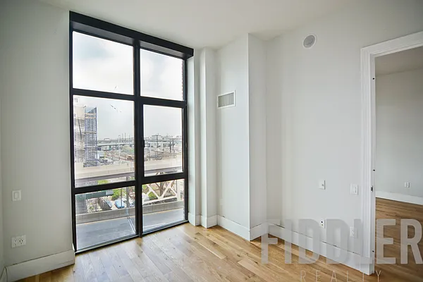 Rented by Fiddler Realty | media 93