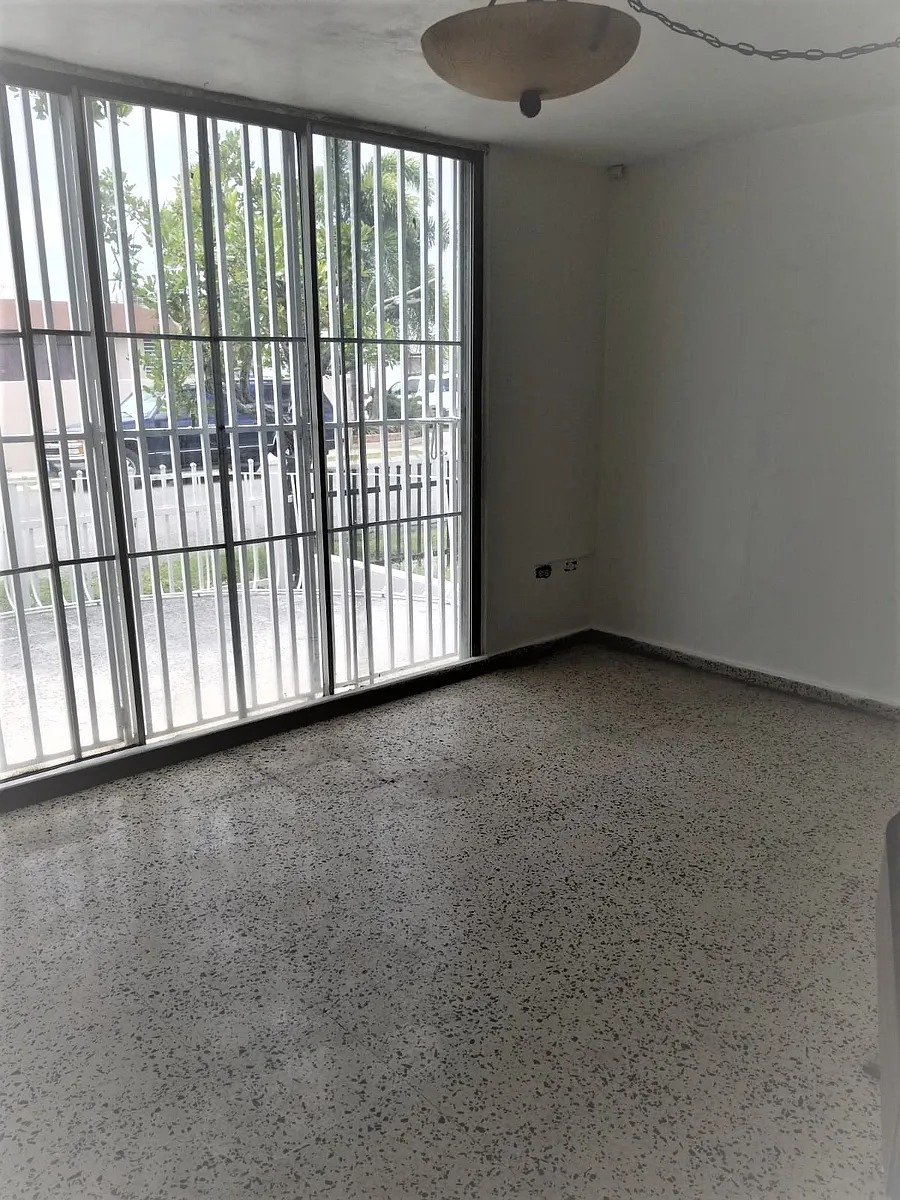Building Photo - 1740 Calle Marquesa #1