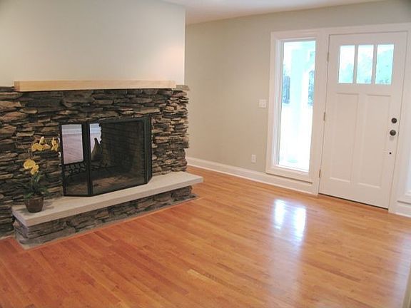 Foyer to Hearth Room