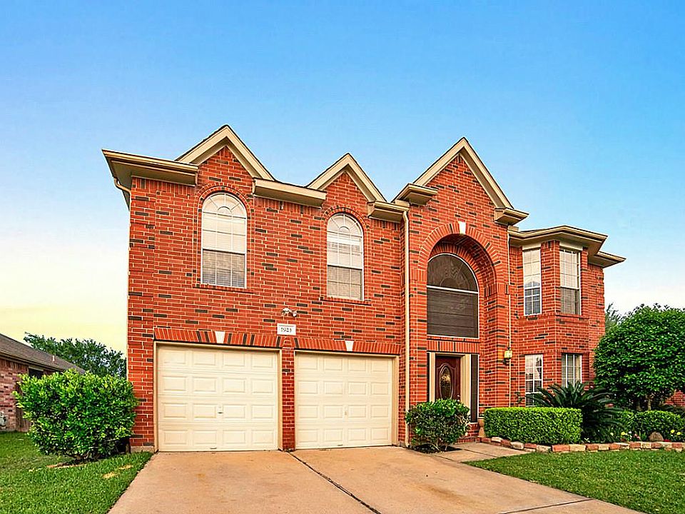 1st image of 1923 Blooming Park Ln