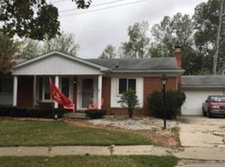 22030 Hillcrest Ct, Woodhaven, MI 48183