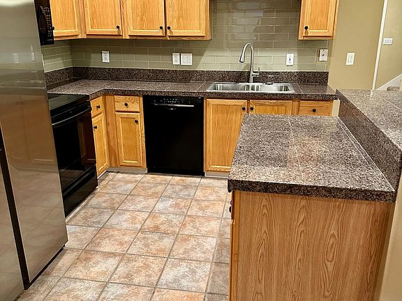 Kitchen and Island