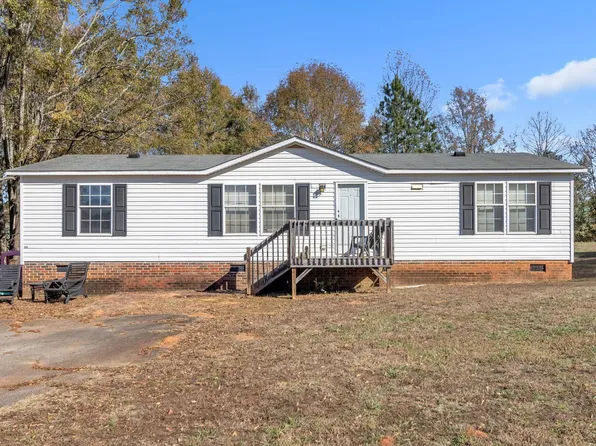 102 Robie Ann Ct, Pelzer, SC 29669