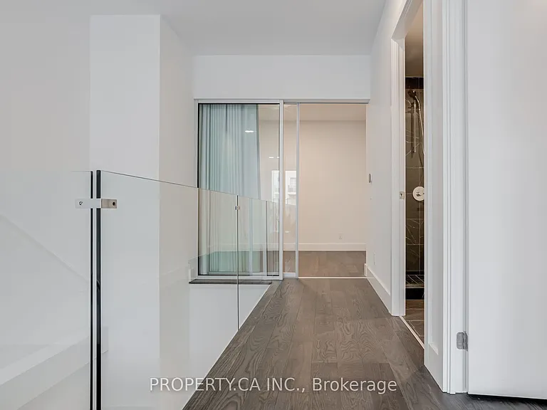 6 Greenbriar Rd #106 — Photo 24