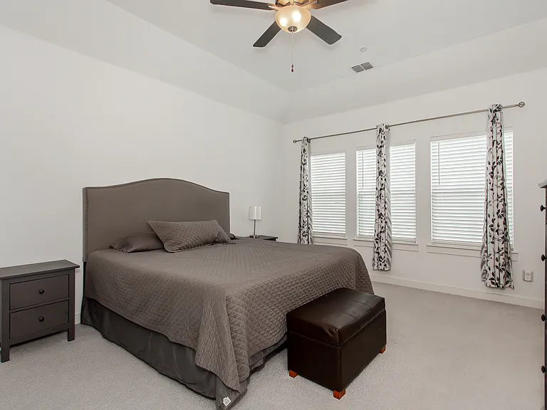 7667 Tiffany Dr — Photo 29