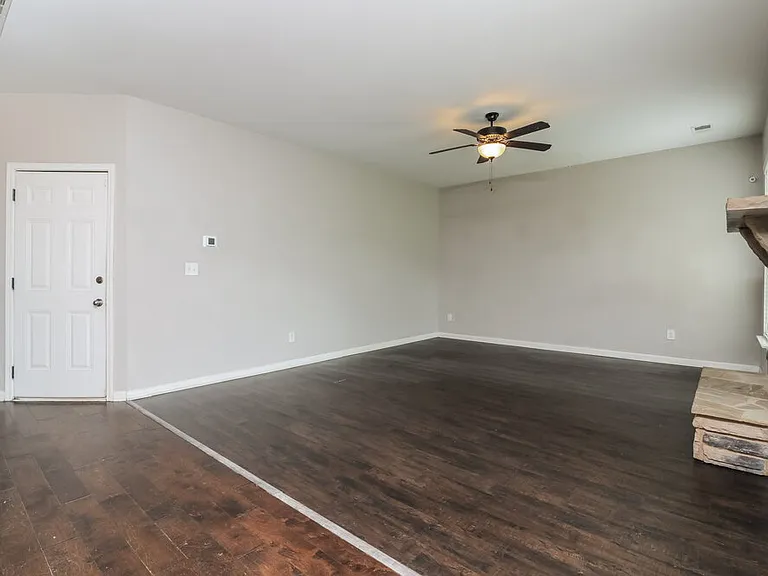 1115 Joslin Path — Photo 6