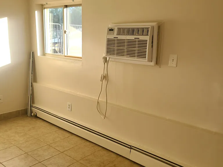 349 Pawtucket Blvd #6 — Photo 4