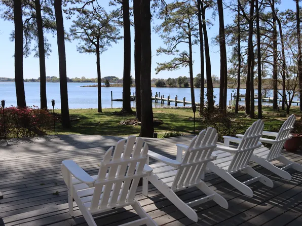 124 Eareckson Ln, Stevensville, MD 21666