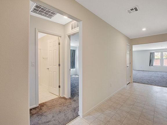 2nd image of 293 Horsetail Falls St