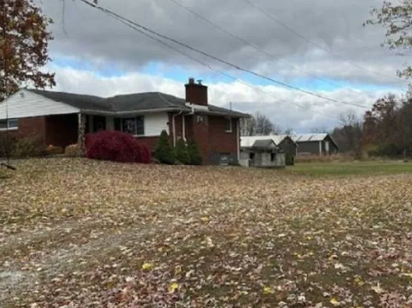 413 Stone Church Rd, Hunker, PA 15639