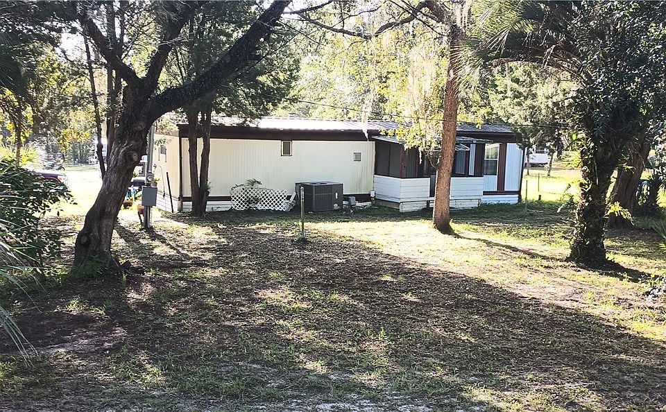 1st image of 1070 E Woodpecker Ln