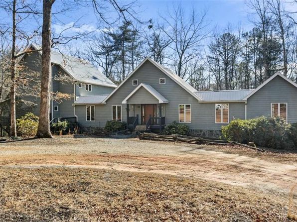 600 Glendale Dr, Clarkesville, GA 30523