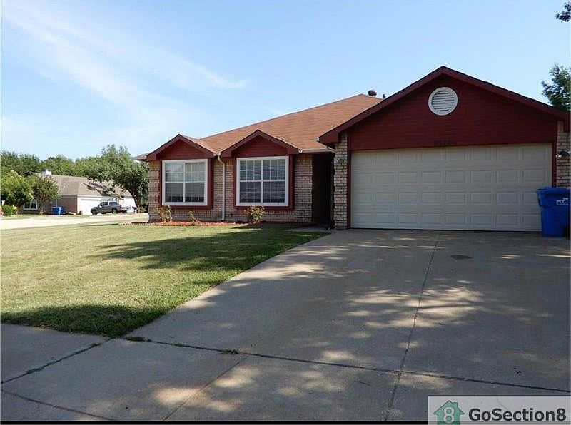 1st image of 8214 Newport Dr