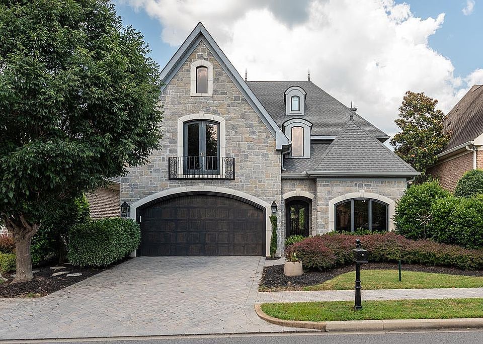 1st image of 1147 Chloe Dr