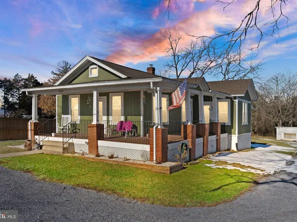 8074 Valley Pike, Middletown, VA 22645