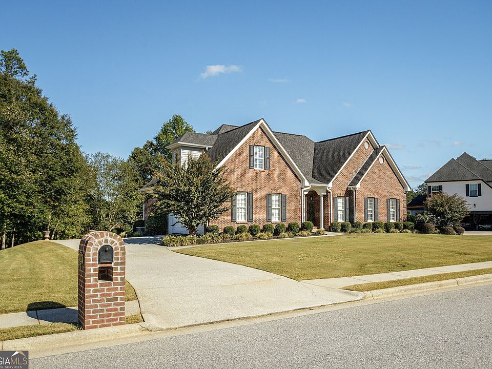 1st image of 407 Mallory Cir