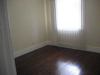 5th image of 376 San Diego Ave