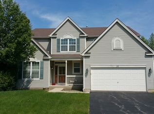 27 N Waterford Dr, Round Lake, IL 60073