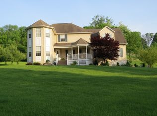 2 Woodward Ter, Hackettstown, NJ 07840