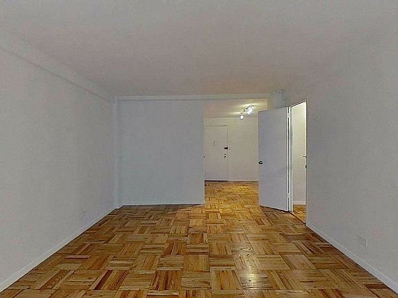4th image of 334 E 86th St #2G