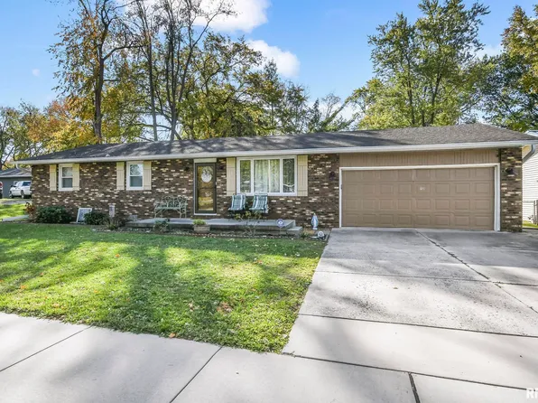 13 Powell, Riverton, IL 62561