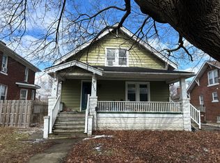 35264 Chestnut St, Wayne, MI 48184