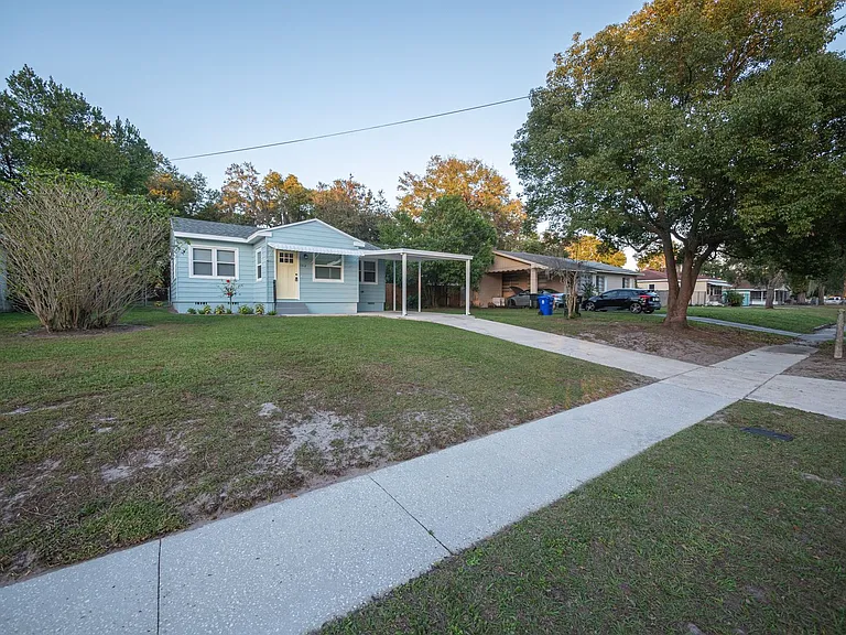 1512 E Fern Rd — Photo 4