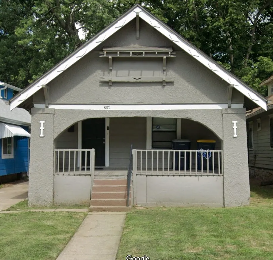 2 bed, 1.0 bath, 1146 sqft, $1,250 — Photo 2