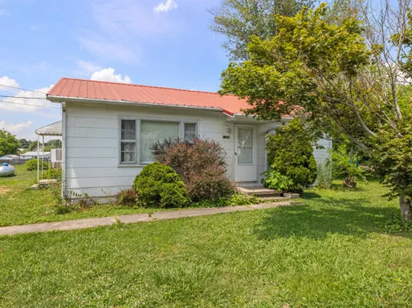 78 Holly Ln, Crab Orchard, KY 40419