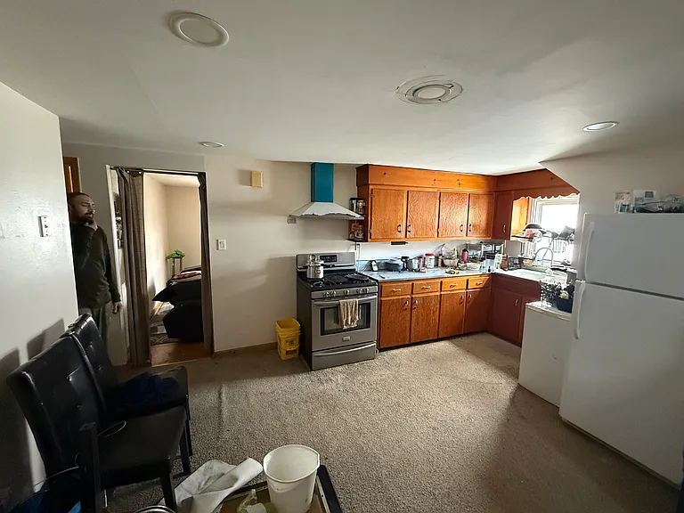 48 Saint Ann St #2 — Photo 10