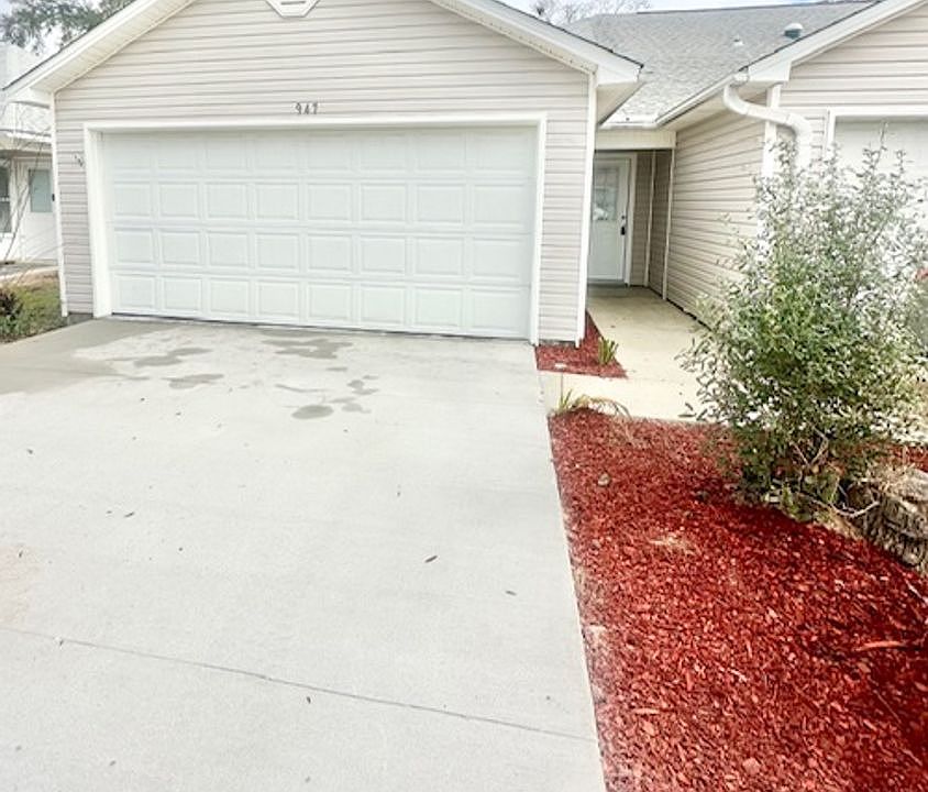 1st image of 947 Tray Dr