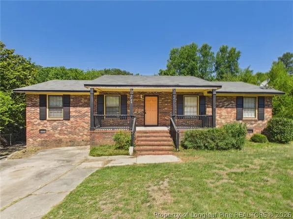 5706 Selkirk Pl, Fayetteville, NC 28304