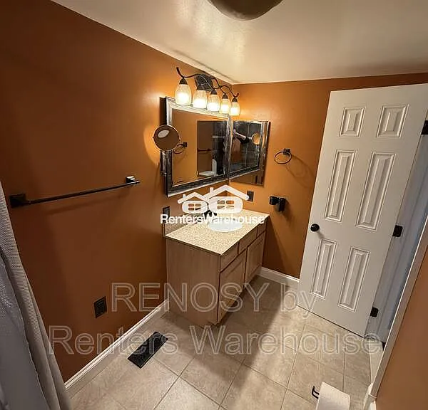 1514 McHenry St — Photo 21