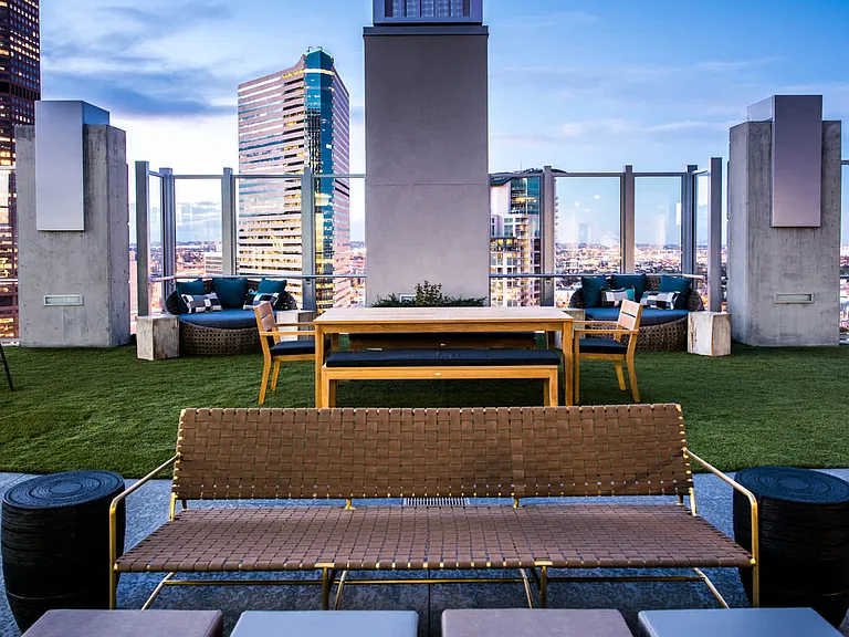 Rooftop Lounge