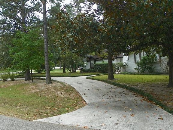 ANOTHER VIEW OF CIRCULAR DRIVE