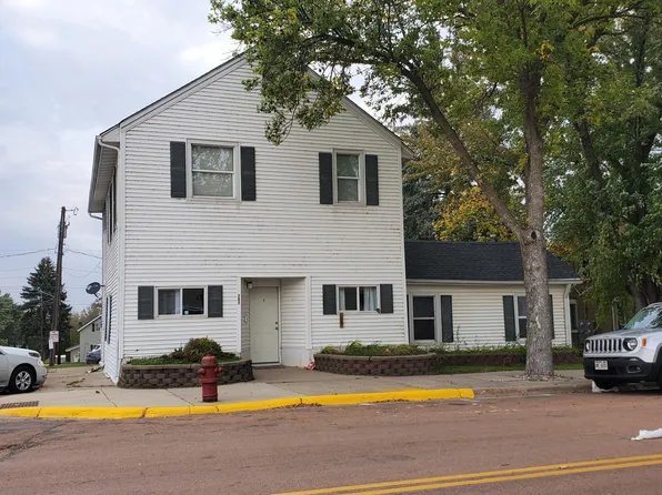 202 Main St E, Young America, MN 55397
