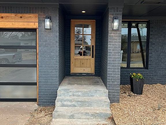 2nd image of 2205 Ashley Dr